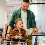 De nombreux aliments pour tout-petits ne respectent pas les normes de santé : étude révélatrice