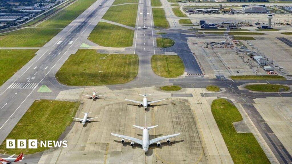 Gatwick : Les coulisses du grand départ en été
