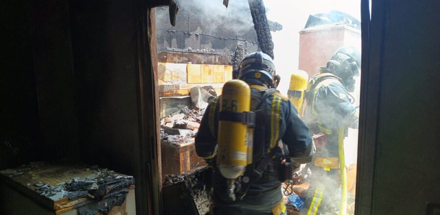 Incendies à Tenerife : les pompiers en action !