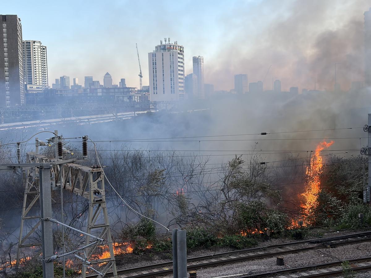 Incendies ferroviaires à Londres : comprendre cette recrudescence inquiétante