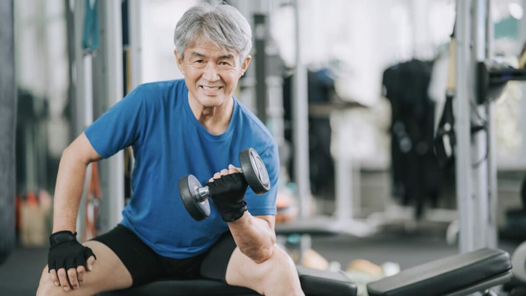 Musculation pour seniors : bien plus que prévenir les chutes et comment débuter