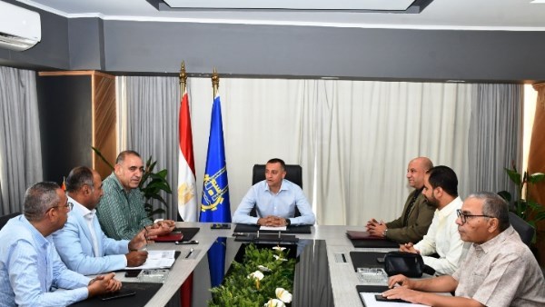 Revitalisation des logements pour expatriés à Nasser et lancement du concours « Enseignant Cultivé »