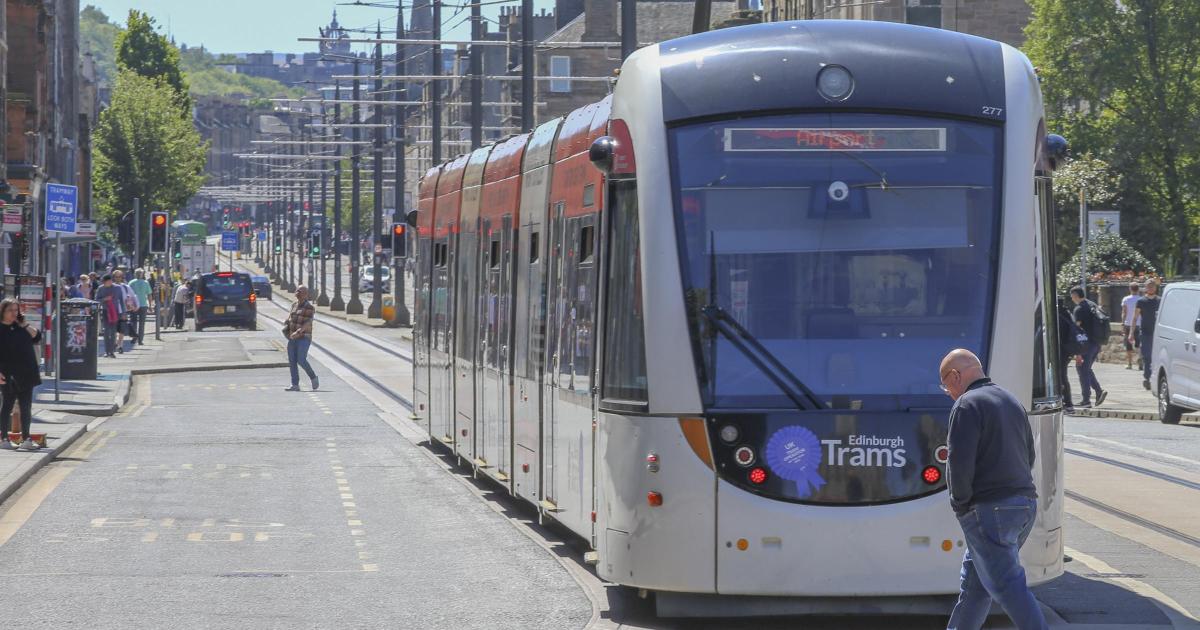 Trams d'Édimbourg : l'éventualité de les transporter par camion écartée