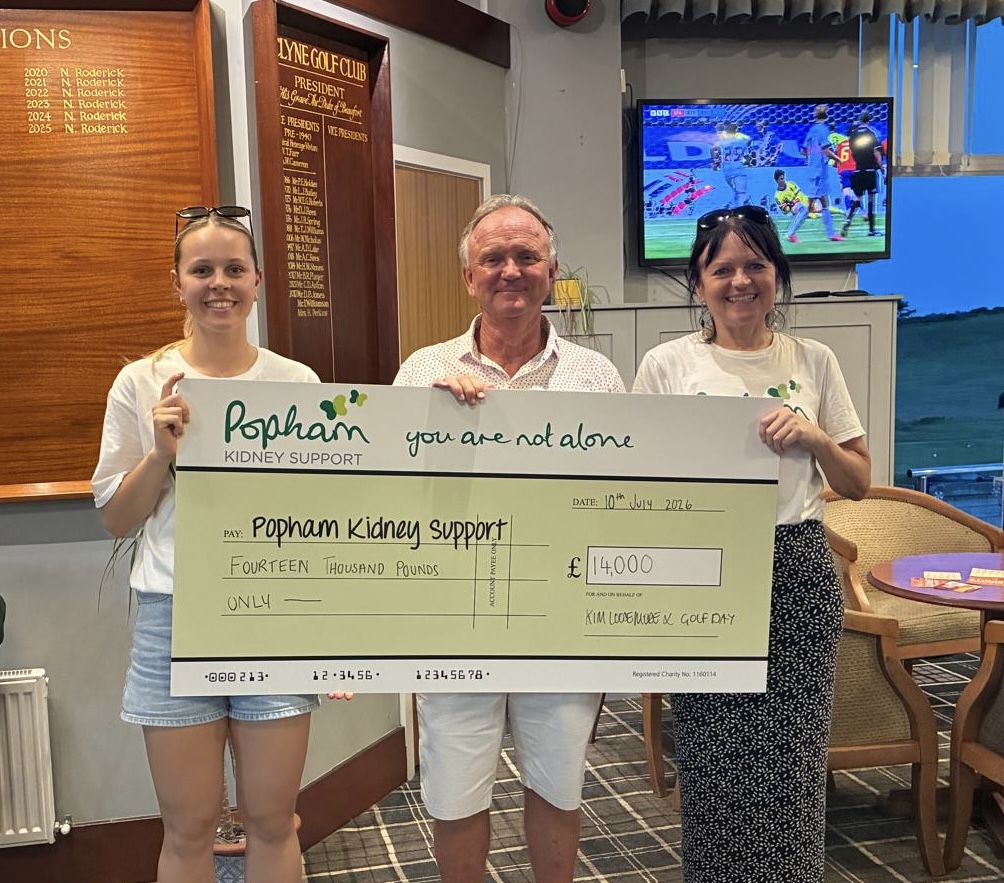 Un tournoi de golf caritatif record : 14 000 £ pour soutenir Popham Kidney!