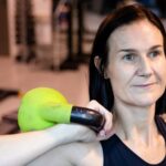 Comment l'activité physique régulière réduit le risque de récidive et améliore les résultats des traitements