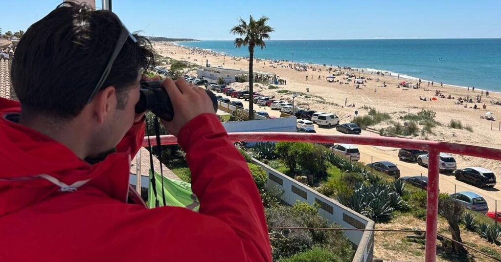 Un service exemplaire qui sauve des vies sur les plages de Chiclana