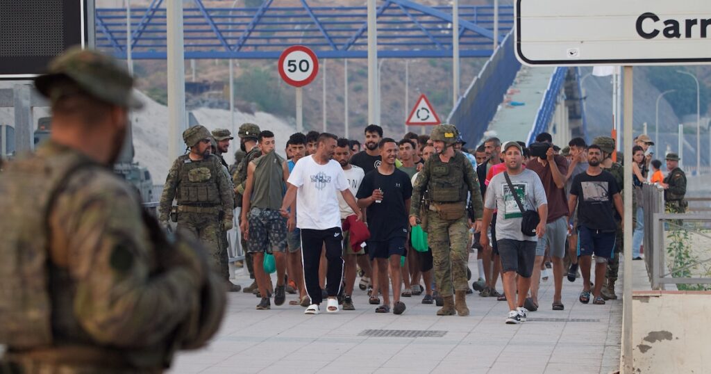 Crisis à Ceuta : les hackers 'Jabaroot' dévoilent des milliers de noms de l'intelligence marocaine