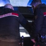 Meurtre à Cassino : une femme retrouvée sans vie dans la cour d'un immeuble