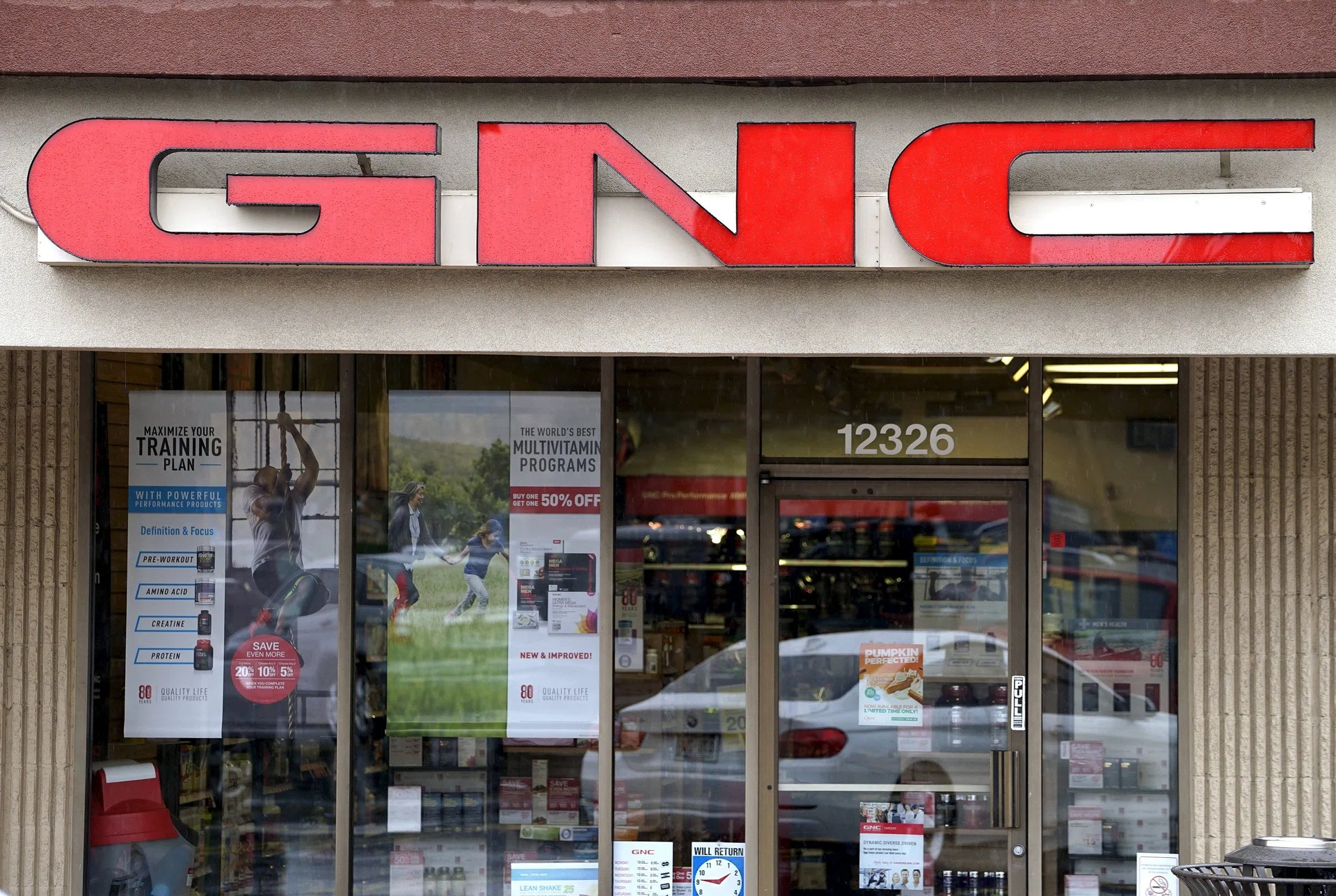 Accord régional entre GNC et DFI Retail après victoire judiciaire contre LAC de Ron Sim