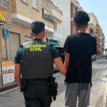 Arresté après un vol de chaîne en or sur une terrasse à Lo Pagán