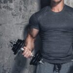 Faites gonfler vos biceps avec les haltères les plus légers grâce à cette méthode haute répétition !