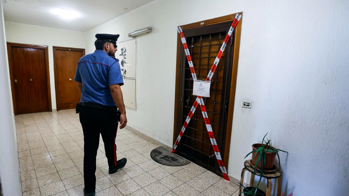 Femme retrouvée morte dans un placard à Rome : son fils interrogé