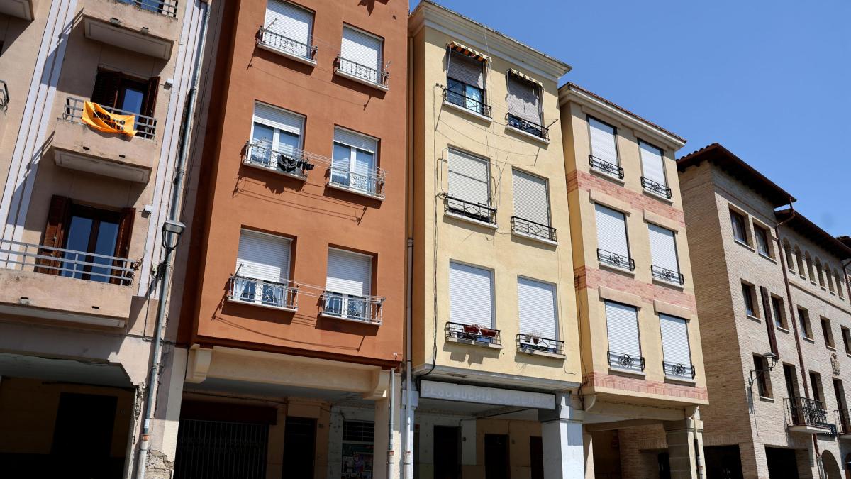 Fuite tragique : un mort après une chute de balcon en pleine course à la police