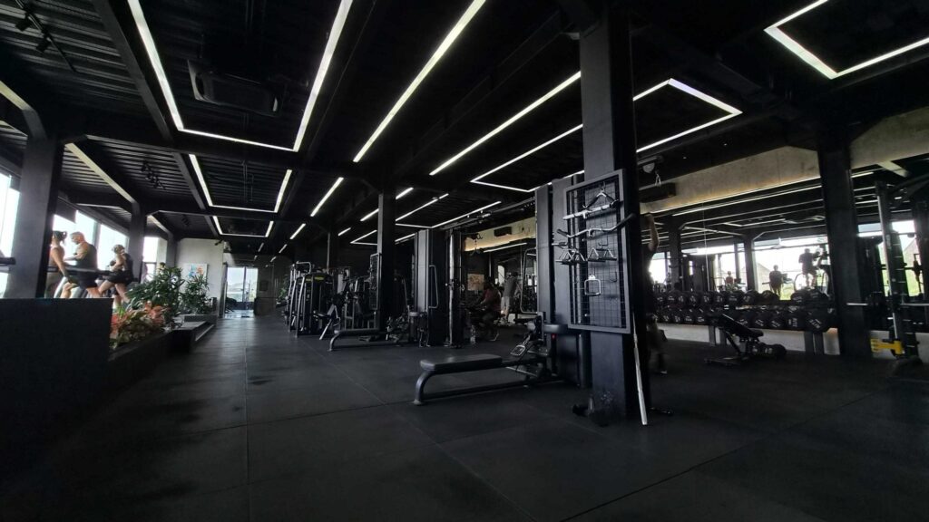 La bataille des fitness à Canggu : 60 $ par jour pour se muscler