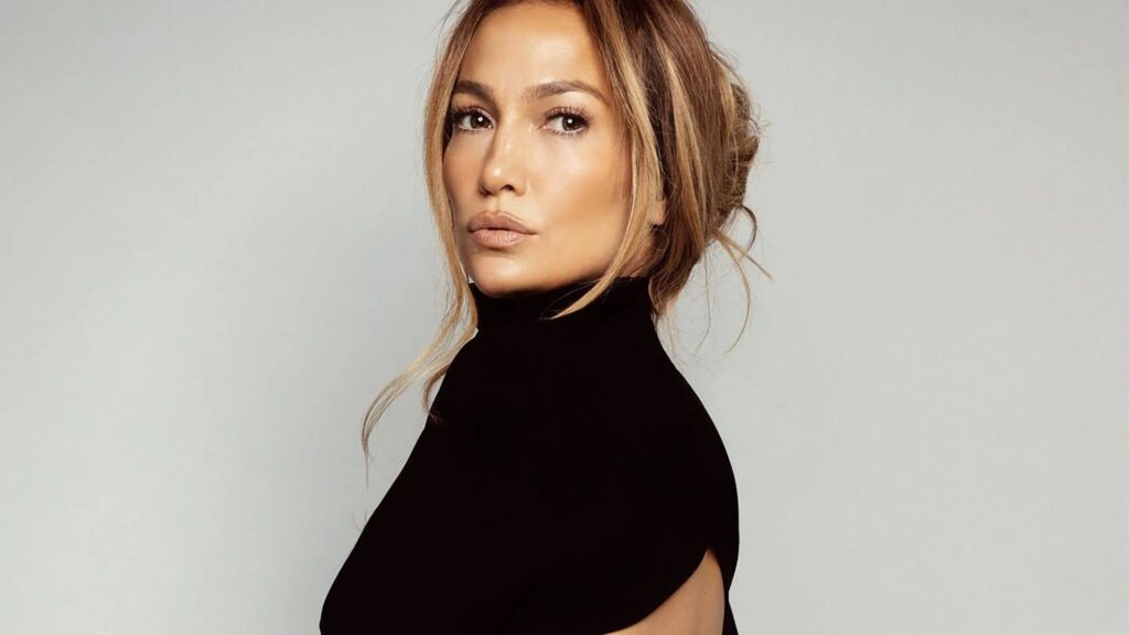 Transformez vos "saddlebags" en un fessier à la J.Lo avec 5 exercices hebdomadaires !