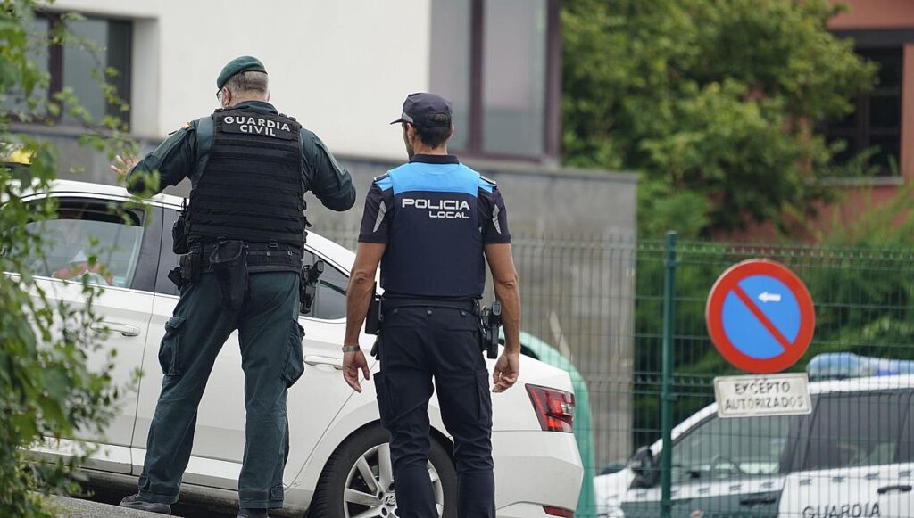 Un gardien civil tue son ex-partenaire, aussi agent, et meurt abattu par ses collègues