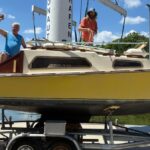 Lorsque les retraités atteignent leur but après 2000 kilomètres, ils se lancent à l'eau !