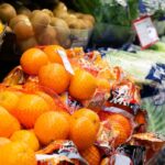 Jusqu'à quand peut-on manger des aliments après la date de péremption ? Les experts ont la réponse !
