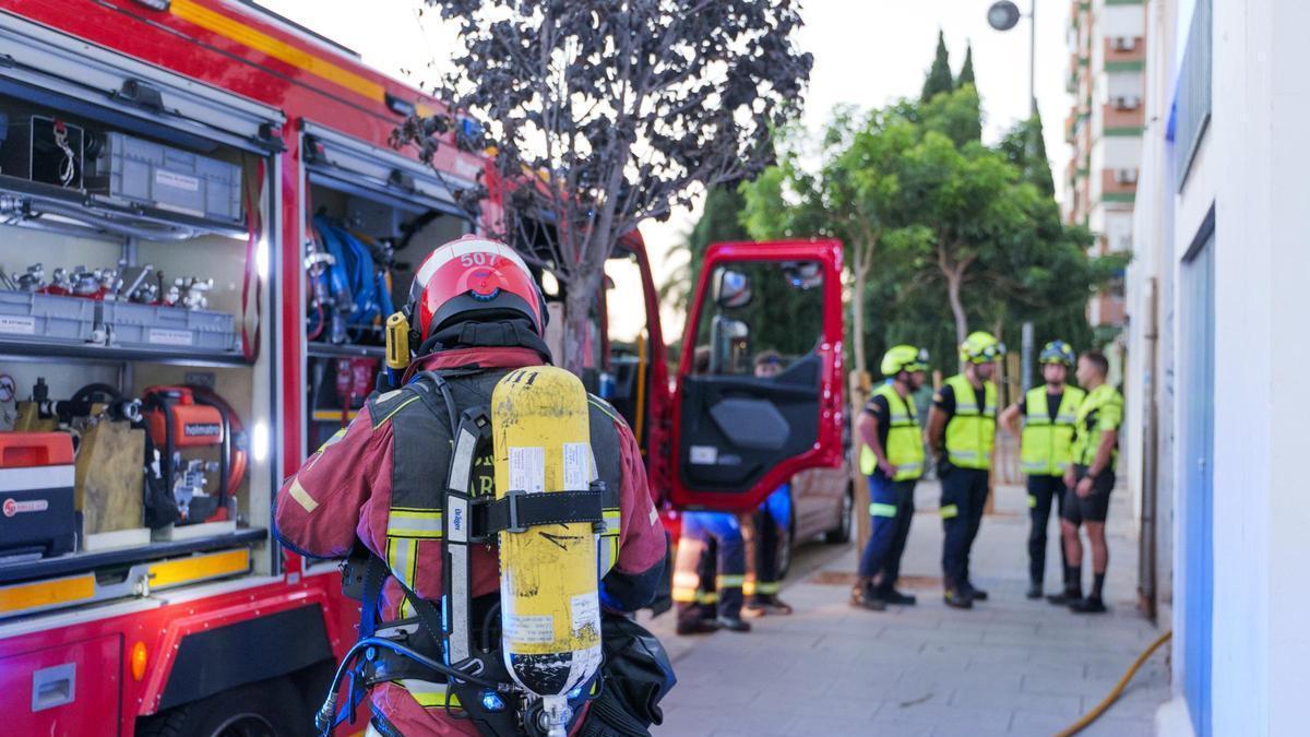 Incendie à Cartagena : Évacuation d'un immeuble de neuf étages