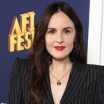 À 44 ans, Michelle Dockery adopte cet exercice simple pour renforcer tout le corps – découvrez pourquoi !