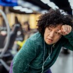 Pas besoin de salle : Pourquoi les « collations de mouvement » sont essentielles pour rester en forme et en santé