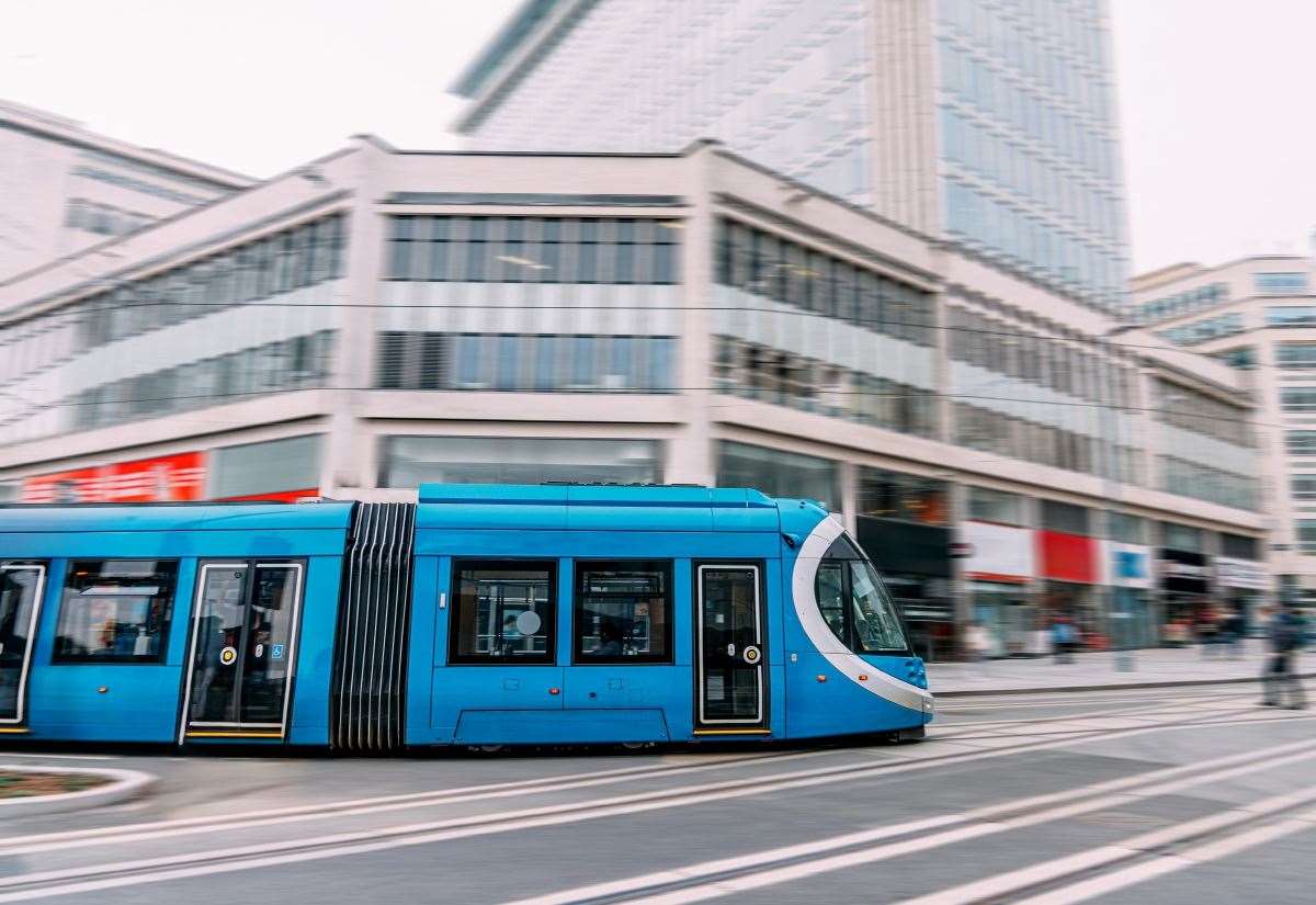 Tramways, bus ou train léger ? Une étude sur le transport en commun à Cambridge arrive bientôt !