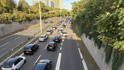 Embouteillages à Mayence suite à la fermeture partielle du pont Schiersteiner