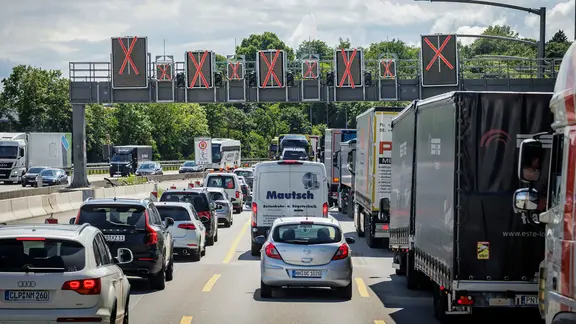Stau sur l'A7 près de Hambourg.