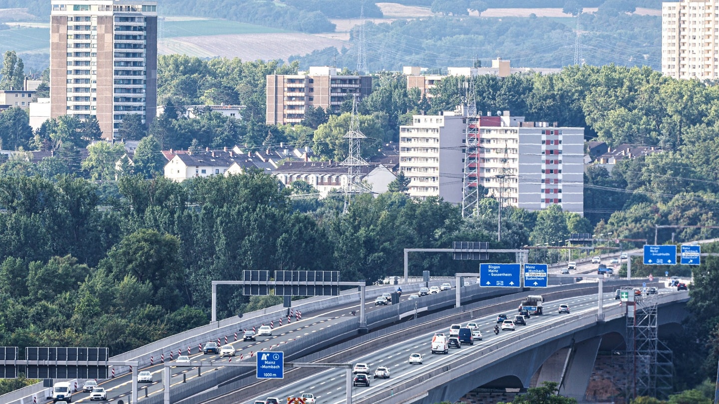 Chaos sur la A643 : Brücke Schierstein fermée vers Francfort