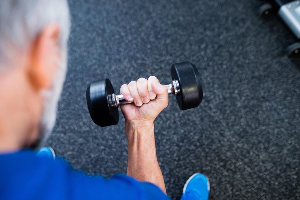 Cinq exercices pour diminuer le risque de crise cardiaque : le guide de l'expert