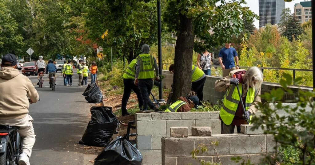 Des bénévoles ramassent 60 tonnes de déchets au Truckee Meadows