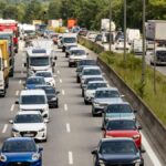 Flux de voitures en folie à la fin des vacances en Bavière