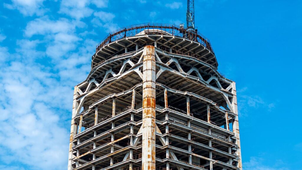 Gratte-ciels abandonnés : Les échecs architecturaux du monde entier