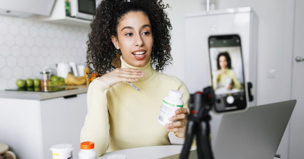 Médias sociaux : l'escroquerie des compléments alimentaires démasquée !