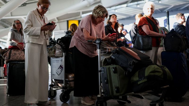 Perturbation massive dans les aéroports britanniques suite à un souci de contrôle aérien
