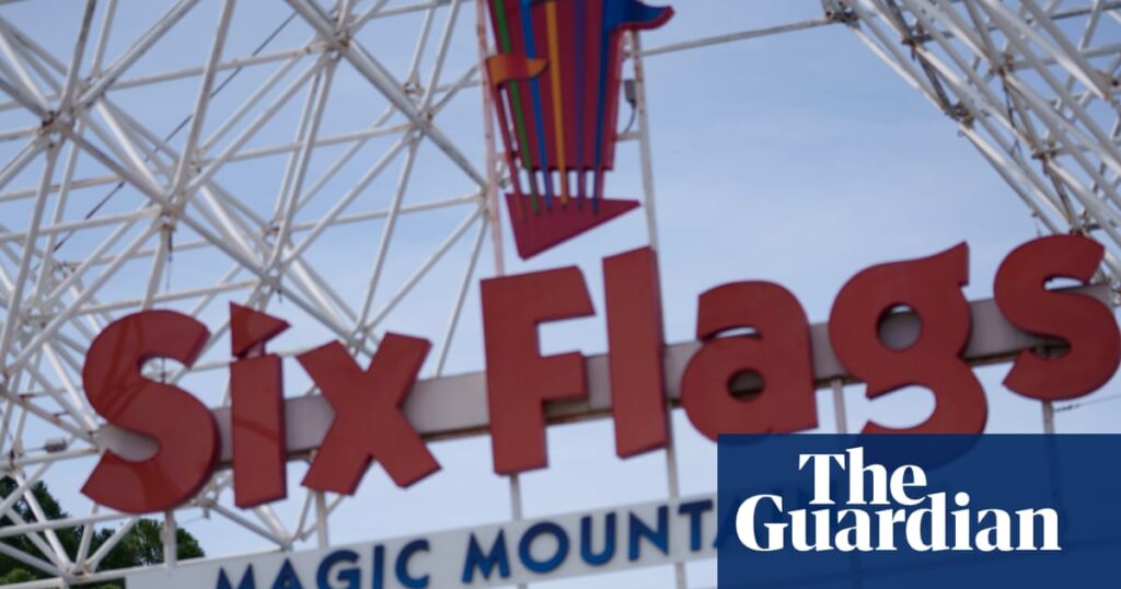 Six Flags Magic Mountain : Poursuivi pour des dommages cérébraux présumés suite à l'attraction X2