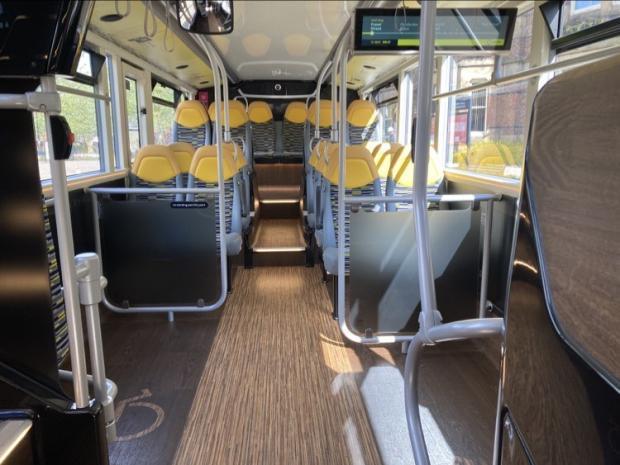 À l'intérieur des nouveaux bus
