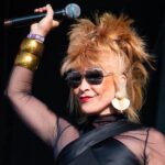 Toyah Wilcox, 68 ans, rend le fitness amusant avec cet exercice doux – sans salle de sport !