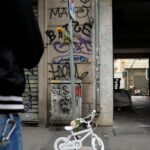 Tragédie à Turin : un enfant de 7 ans percuté par une voiture près de l'école