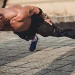 Un ancien Navy SEAL révèle comment la méthode des 10 % vous rendra plus fort mentalement et physiquement.