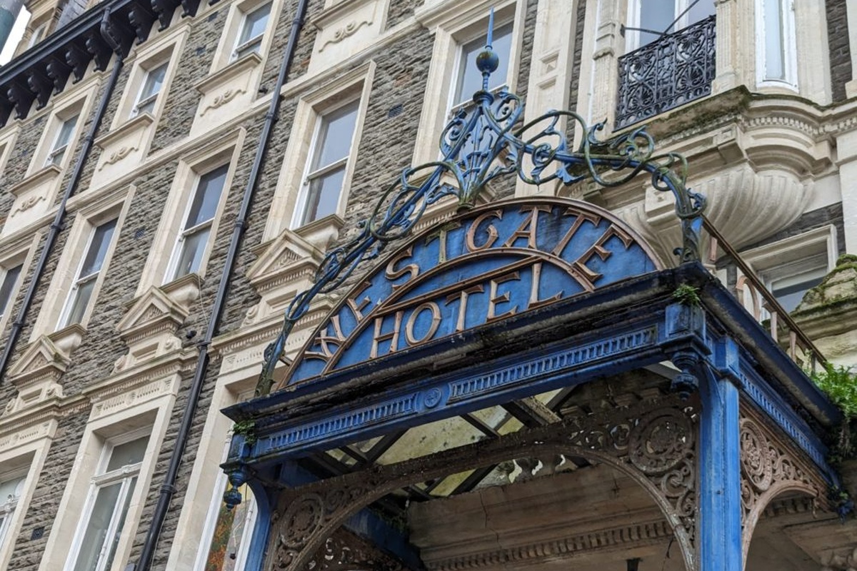 Conversations prometteuses pour l'avenir de l'hôtel historique