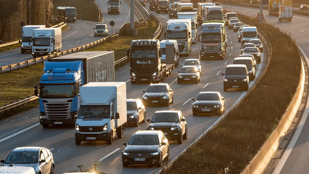 Début des vacances dans le Nord : Accidents et embouteillages monstres sur les autoroutes