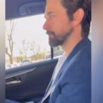Chasse à la minicar noire après l'agression de l'acteur Davide Iacopini en trottinette