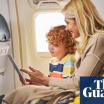 Interdiction pour les compagnies aériennes britanniques de facturer les parents pour s'asseoir avec leurs enfants
