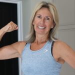 Petra Genco, 58 ans, dévoile son programme de marche de 10 minutes pour perdre du poids sans gym !