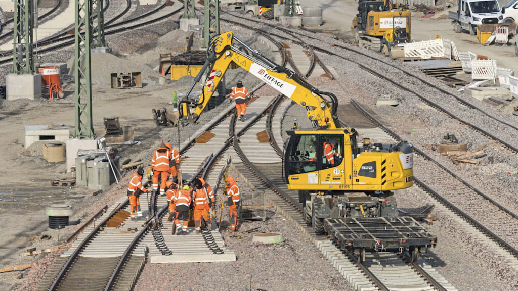 Plan en 8 points : 3000 minutes de retard évitées – Le ministre des Transports veut mieux gérer les chantiers ferroviaires