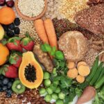 Protéines ou fibres : Quel aliment rassasie le plus ?