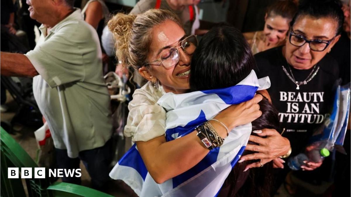 Vol Israël-Dubaï : Netanyahu rend hommage au pilote héroïque attaqué, les passagers rentrent en Israël